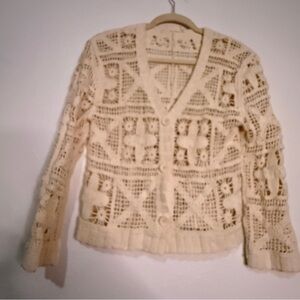 Solitaire Cream Crochet Cardigan. Sz XS. Preowned.